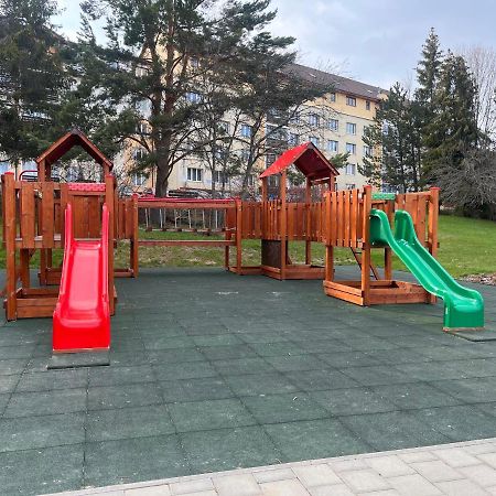 Ubytovanie Pod Stitmi Vysokych Tatier Tatranska Strba Exterior foto